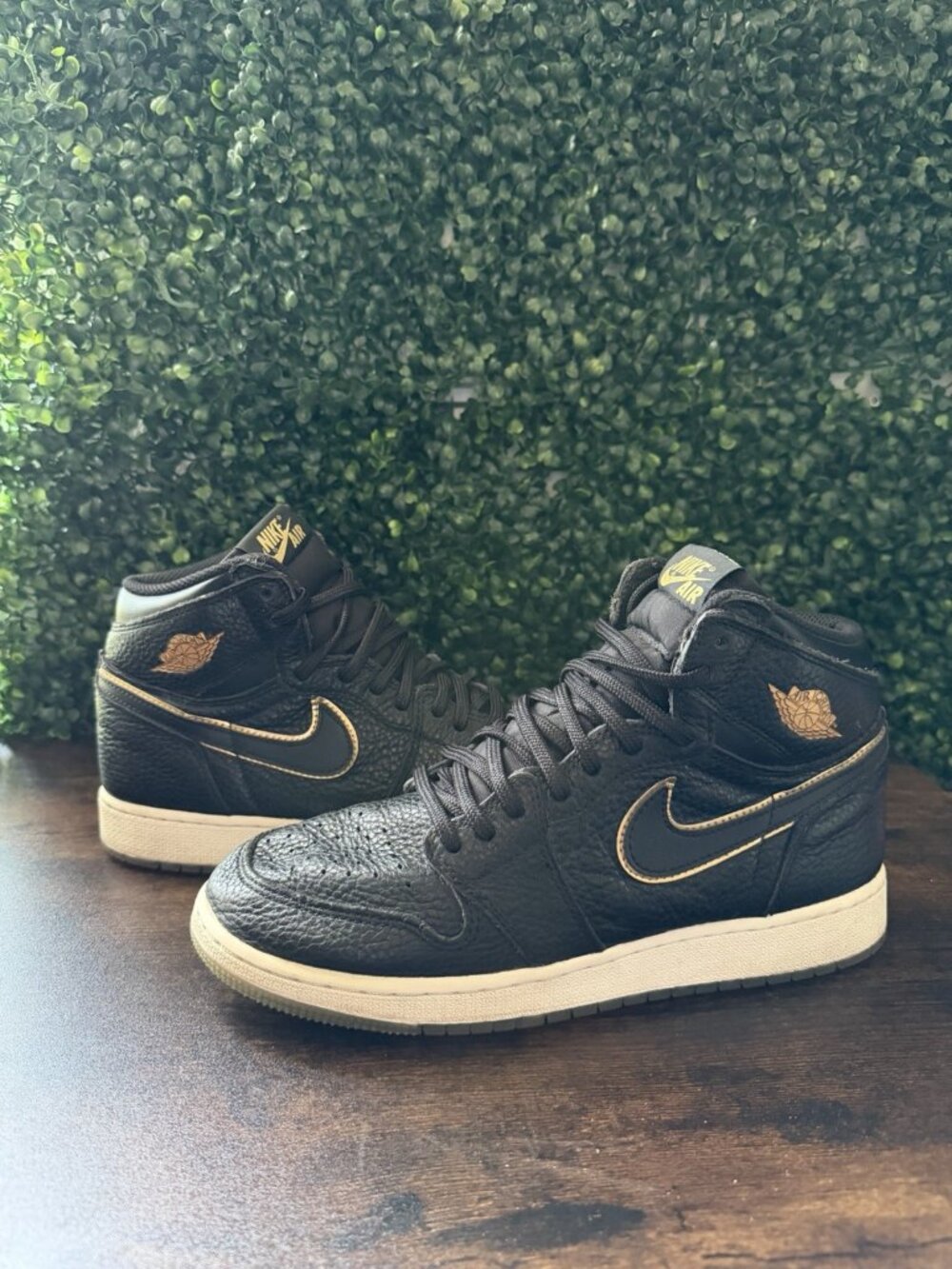 Nike Air Jordan 1 Retro High OG City of Flight 575441-031 Size 7 Wmn 8.5 Shoes